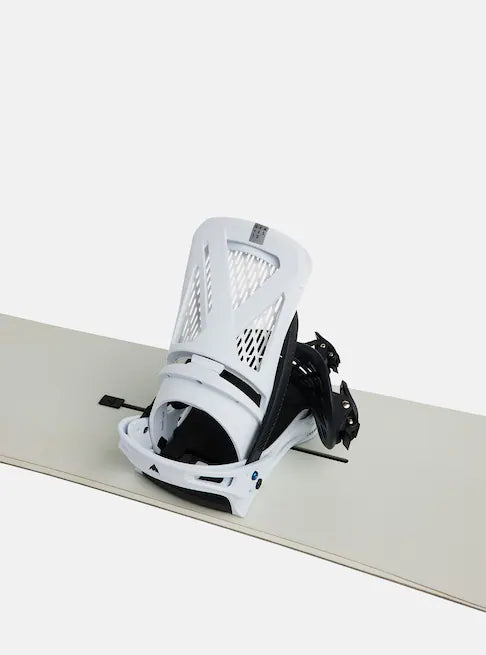 スノーボード バインディング バートン BURTON GENESIS White 25-26 送料無料 日本正規品 予約商品 店頭受け取り可能