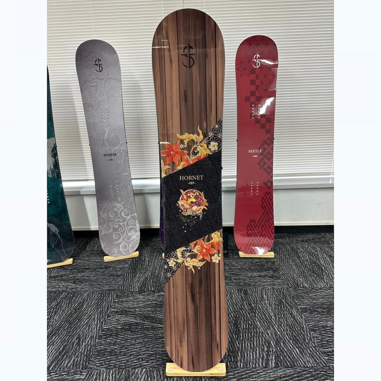 CROOJA クロージャ HORNET 25-26 スノーボード ボード