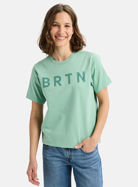 スノーボード ウェア バートン BURTON BRTN Short Sleeve T-Shirt Soft Sage 25-26 送料無料 日本正規品 予約商品 店頭受け取り可能