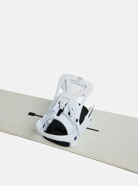 スノーボード バインディング バートン BURTON STEP ON GENESIS White 25-26 送料無料 日本正規品 予約商品 店頭受け取り可能