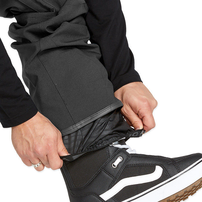 ボルコム スノーボード ウェア ビブパンツ VOLCOM MENS ROAN BIB OVERALL Black メンズ 24-25 日本正規品