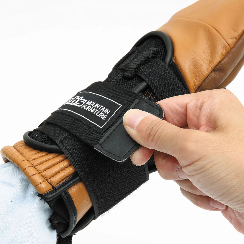 スノーボード アクセサリー イービーエス EBS WRIST PROTECTOR BLACK 25-26 送料無料 日本正規品 予約商品 店頭受け取り可能