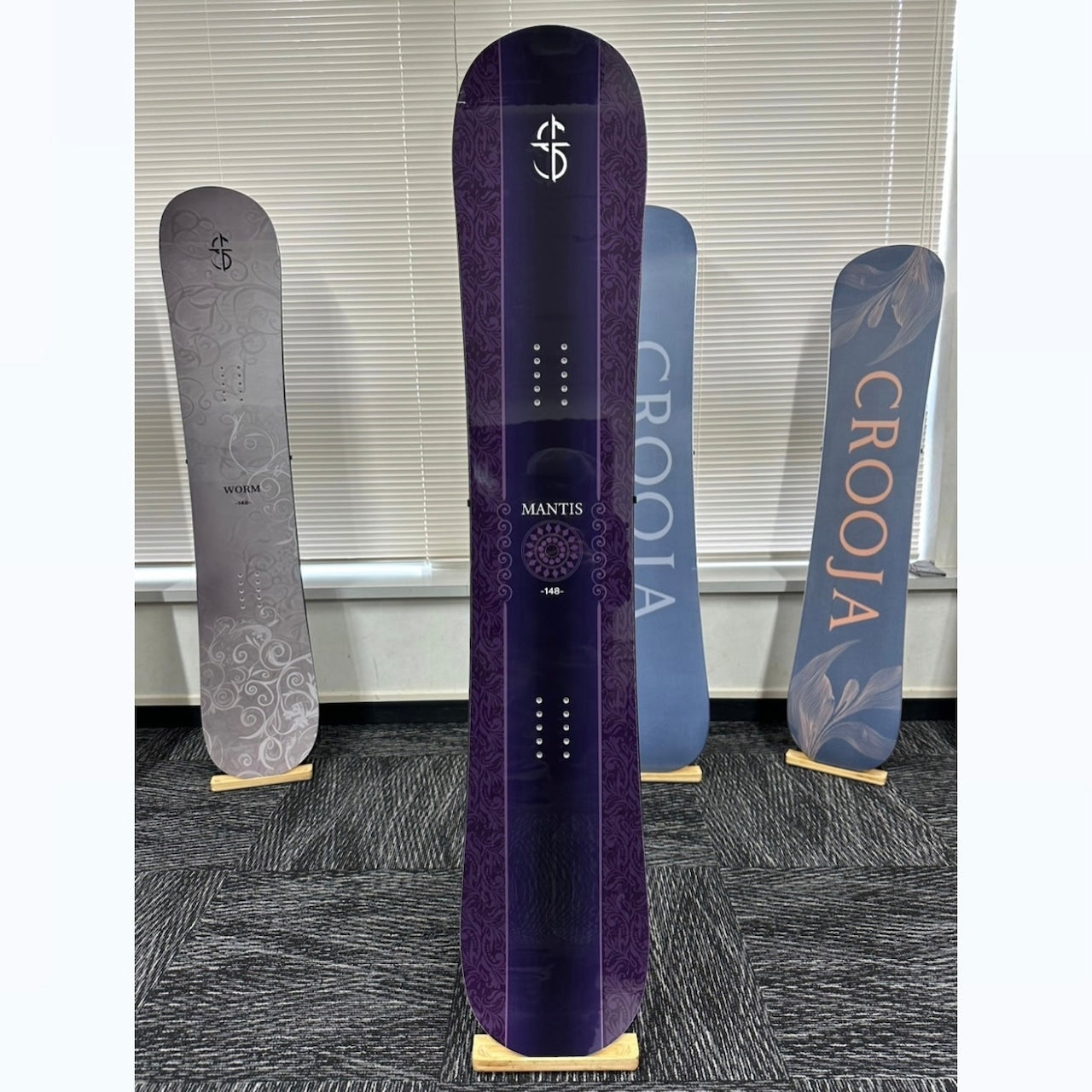 CROOJA クロージャ MANTIS 25-26 スノーボード ボード