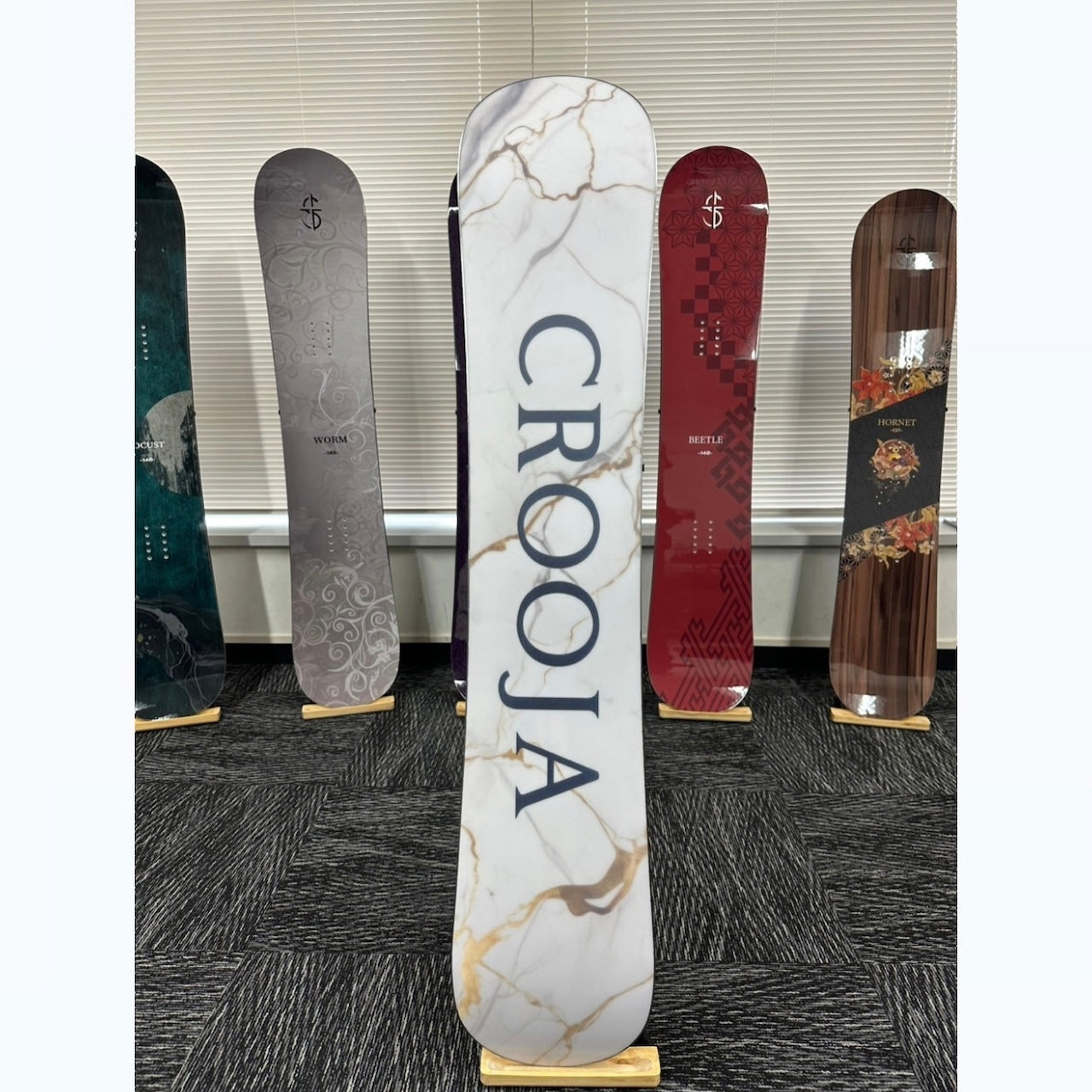 CROOJA クロージャ WORM 25-26 スノーボード ボード