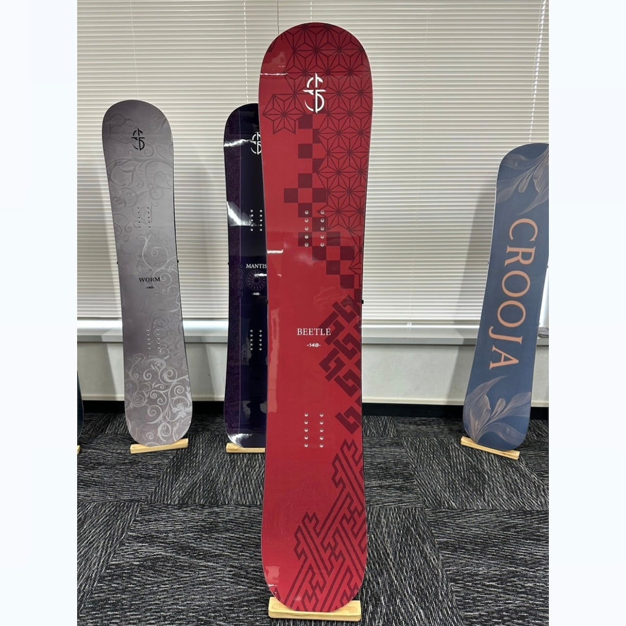 CROOJA クロージャ BEETLE 25-26 スノーボード ボード