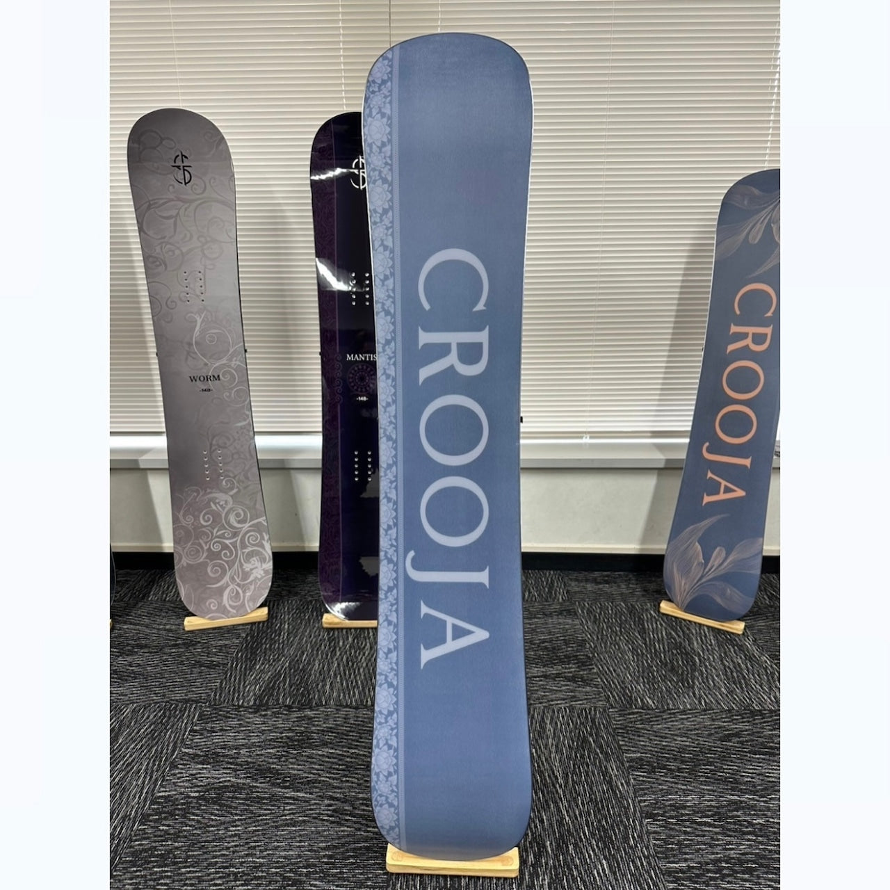 CROOJA クロージャ BEETLE 25-26 スノーボード ボード