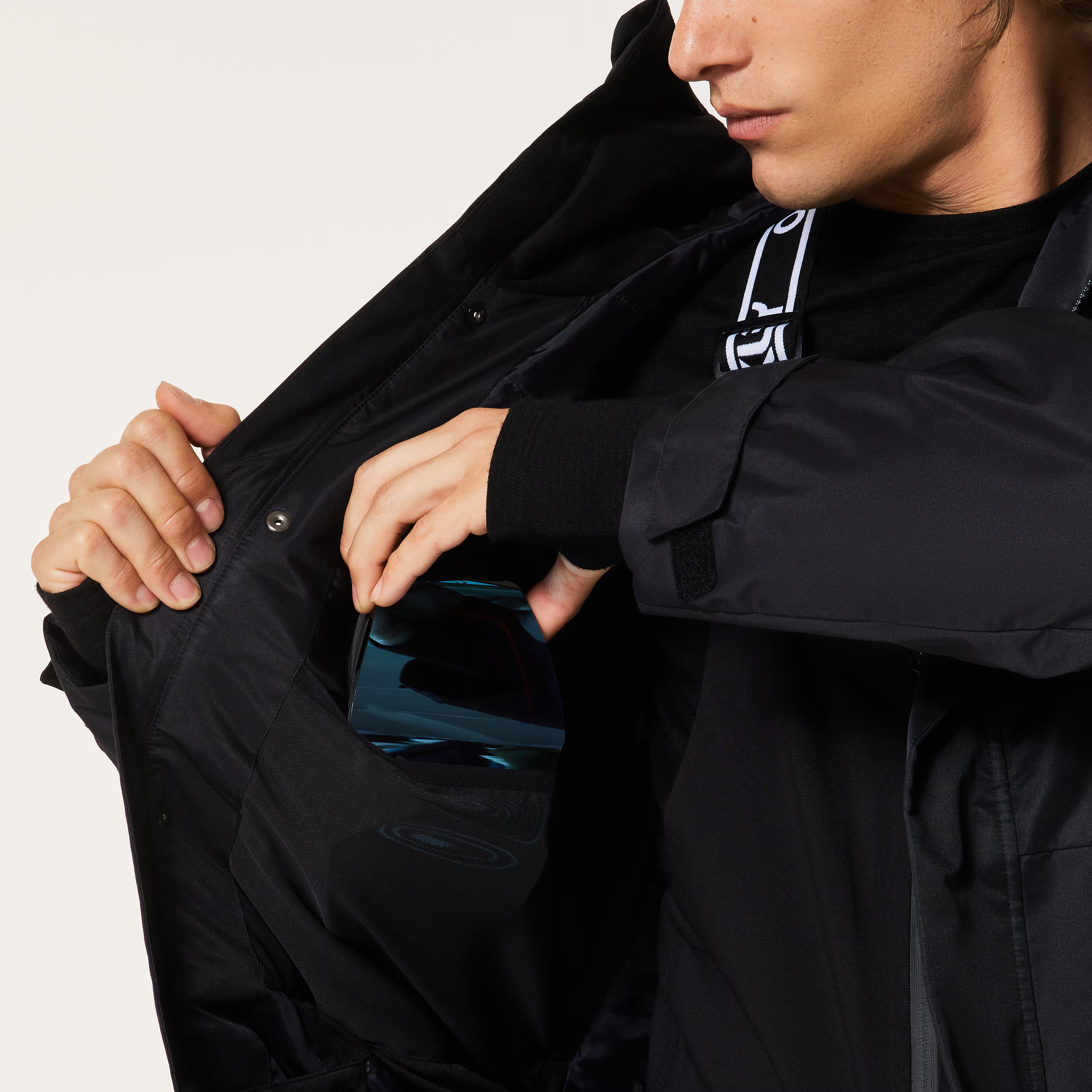 スノーボード ウェア オークリー OAKLEY RANGE RC JACKET 2.0 BLACKOUT 送料無料 日本正規品 予約商品 店頭受け取り可能