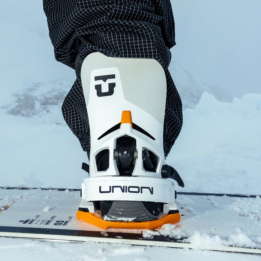 スノーボード ビンディング UNION ATLAS STEP ON BLACK 25-26 送料無料 日本正規品