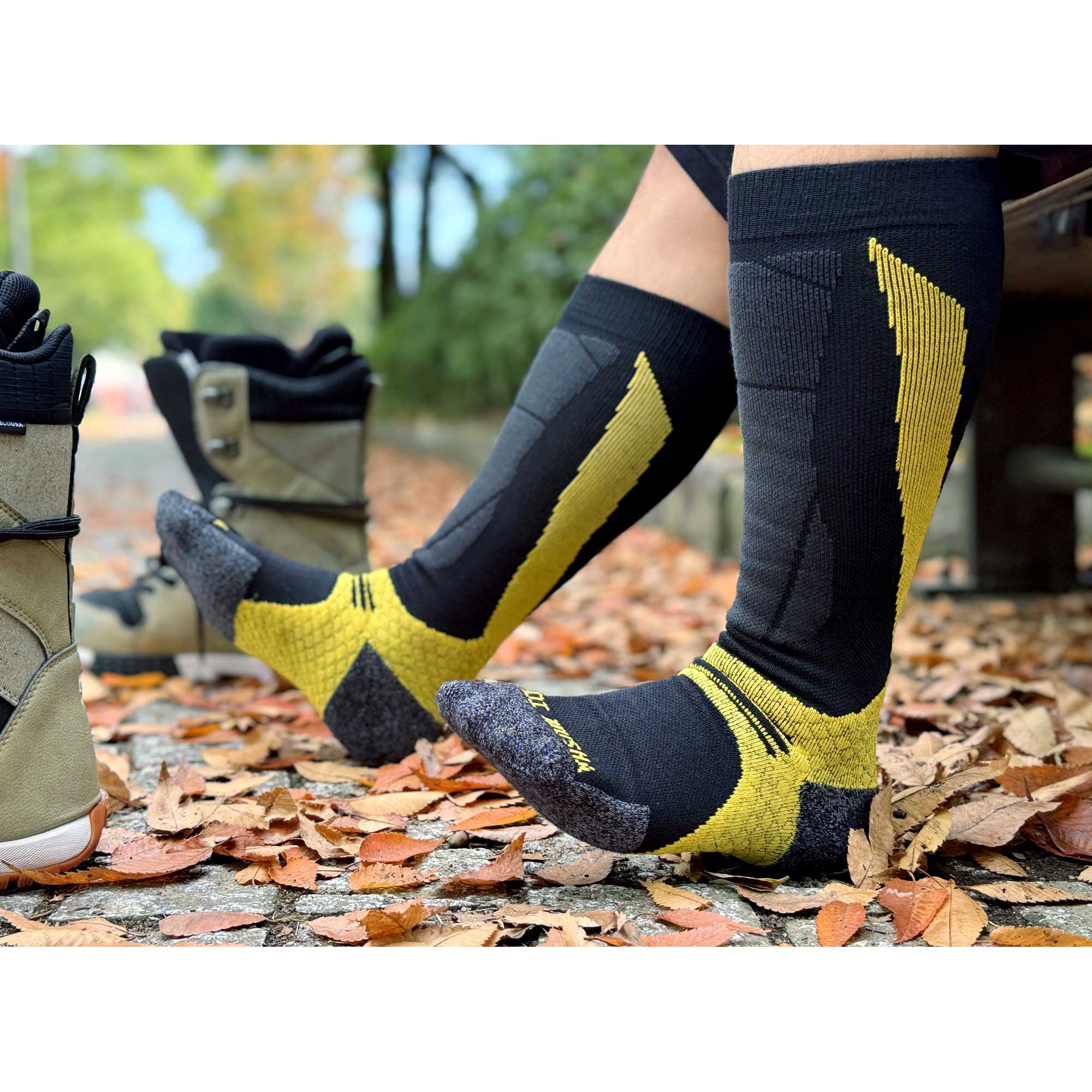 スノーボード プロテクター ヨロイムシャ 鎧武者 鎧武者SOCKS BK 25-26 送料無料 日本正規品 予約商品 店頭受け取り可能