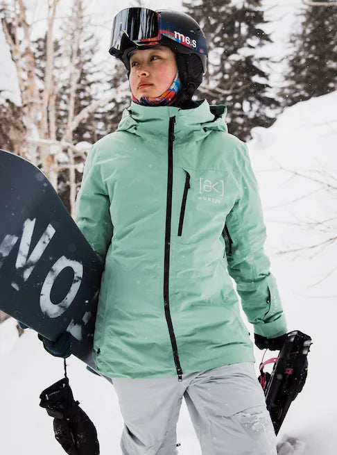 スノーボード ウェア バートン BURTON W AK Flare 2L Down GORE-TEX Down Jacket Soft Sage 25-26 送料無料 日本正規品 予約商品 店頭受け取り可能