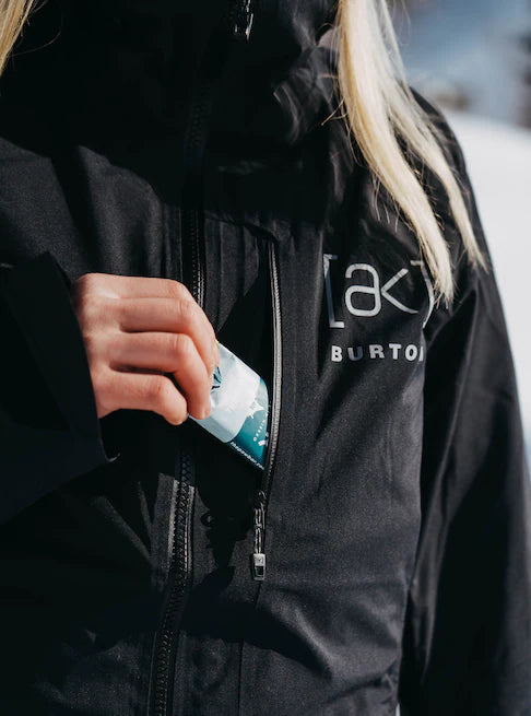 スノーボード ウェア バートン BURTON W AK Upshift GORE-TEX 2L Jacket True Black 25-26 送料無料 日本正規品 予約商品 店頭受け取り可能