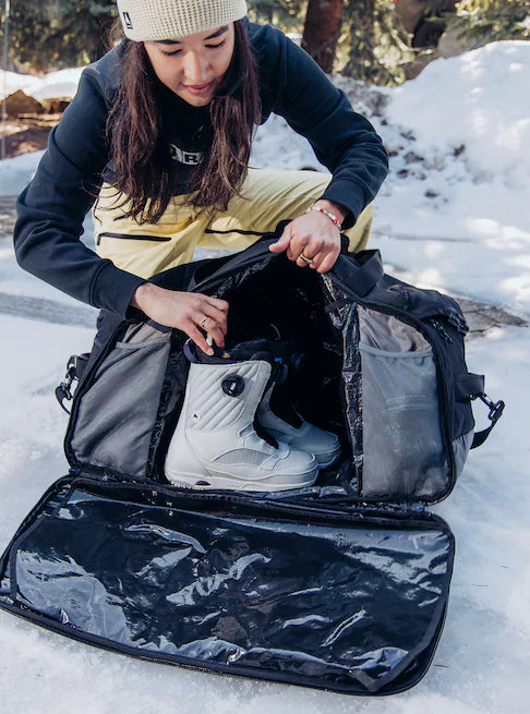 スノーボード ケース バートン BURTON Flight Attendant 90L Duffel Bag True Black 25-26 送料無料 日本正規品 予約商品 店頭受け取り可能