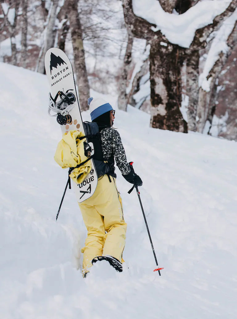 日本正規品 スノーボード ウェア バートン パンツ 23-24 BURTON WOMEN'S [AK] TUSK GORE-TEX PRO 3L HI-TOP BIB PANTS Buttermilk ウィメンズ ビブパンツ