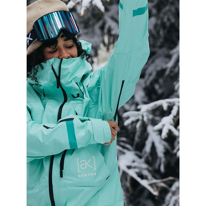 BURTON [ak] コレクション Women's Burton [ak] Tusk GORE-TEX Pro 3L Stretch Jacket Powder Mint バートン AK レディースウェア タスクストレッチジャケット ゴアテックス スノーボード ジャケット レディース