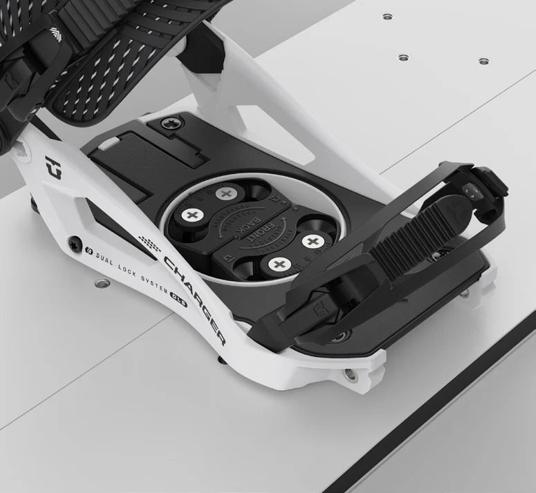スノーボード ビンディング  UNION CHARGER PRO BLACK  25-26 送料無料 日本正規品 予約商品 店頭受け取り可能
