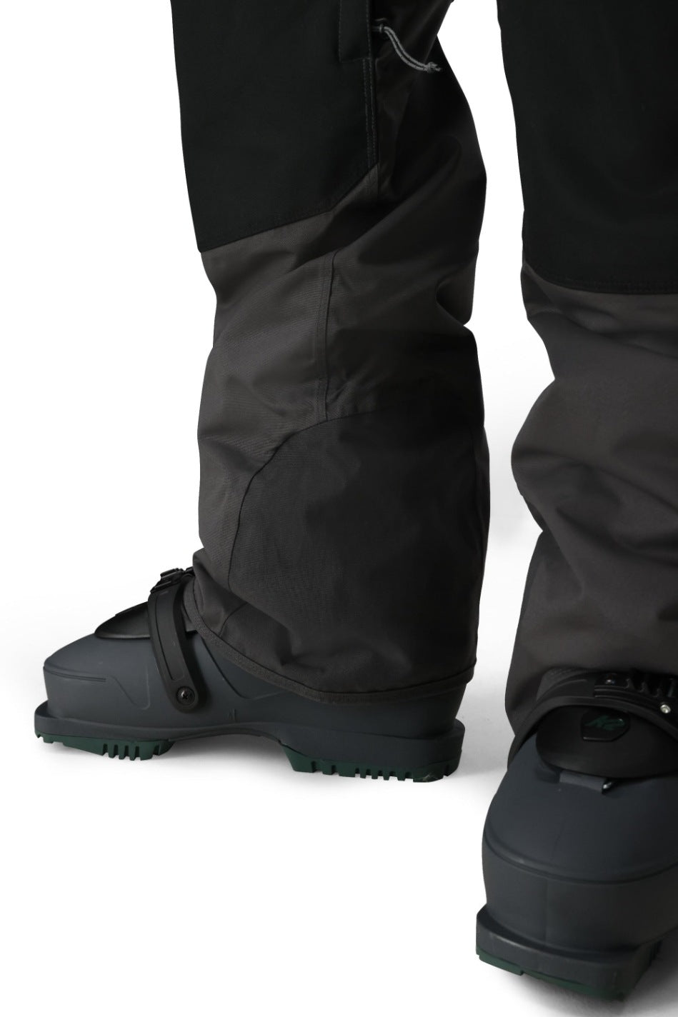 686 ロクハチロク MENS HOT LAP INSULATED BIB CHARCOAL COLORBLOCK 25-26 スノーボード ウェア