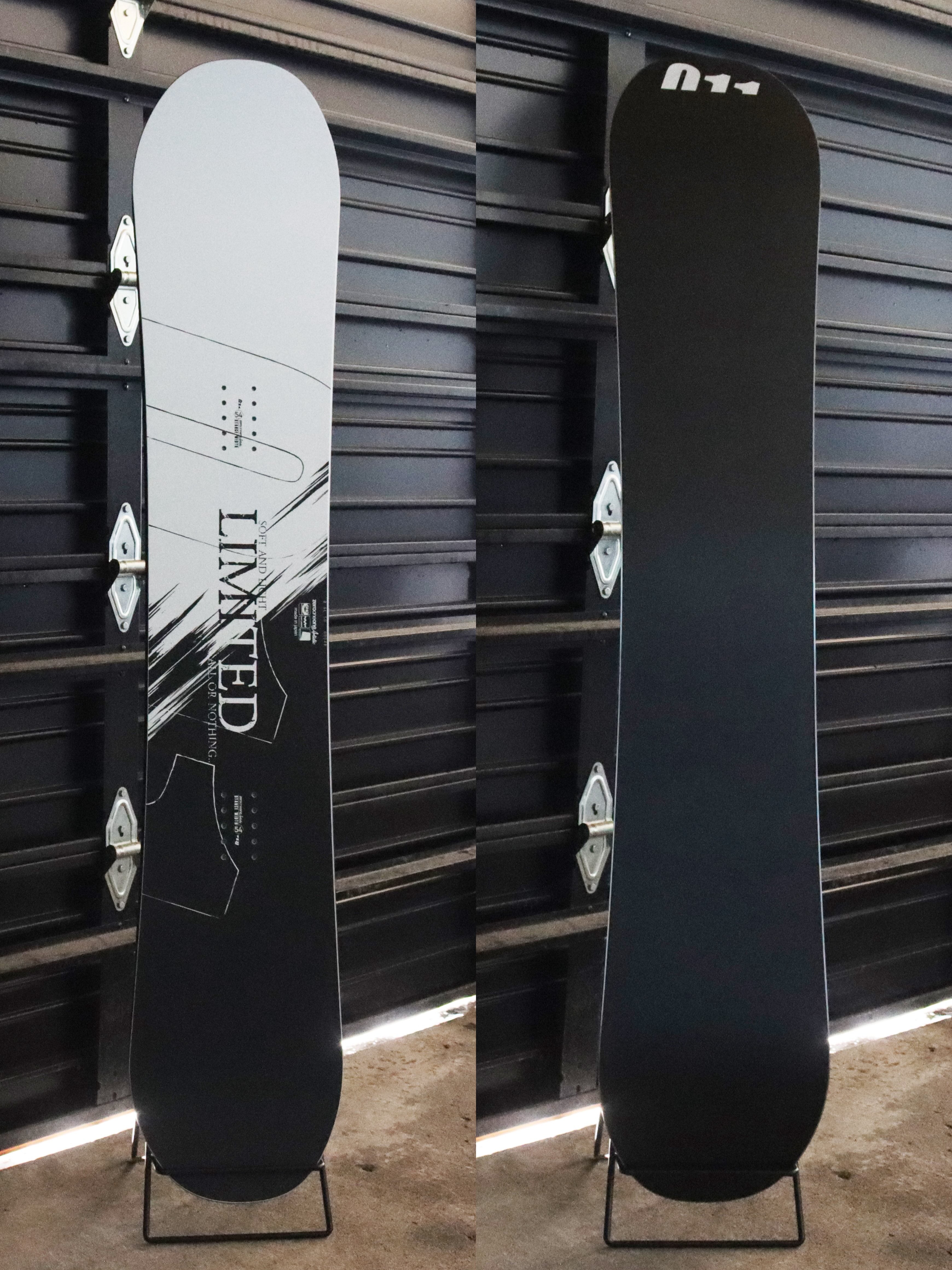 011ARTISTIC スノーボード ゼロワンワン XFLY SPIN LTD 26-27 板 日本正規品