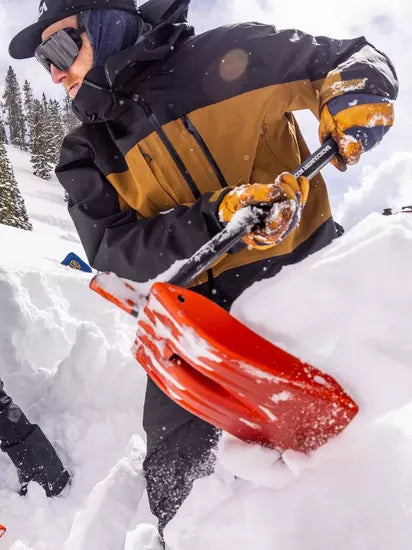 スノーボード バック ビーシーエー BCA DOZER 2H SHOVEL ORANGE 25-26 送料無料 日本正規品 予約商品 店頭受け取り可能