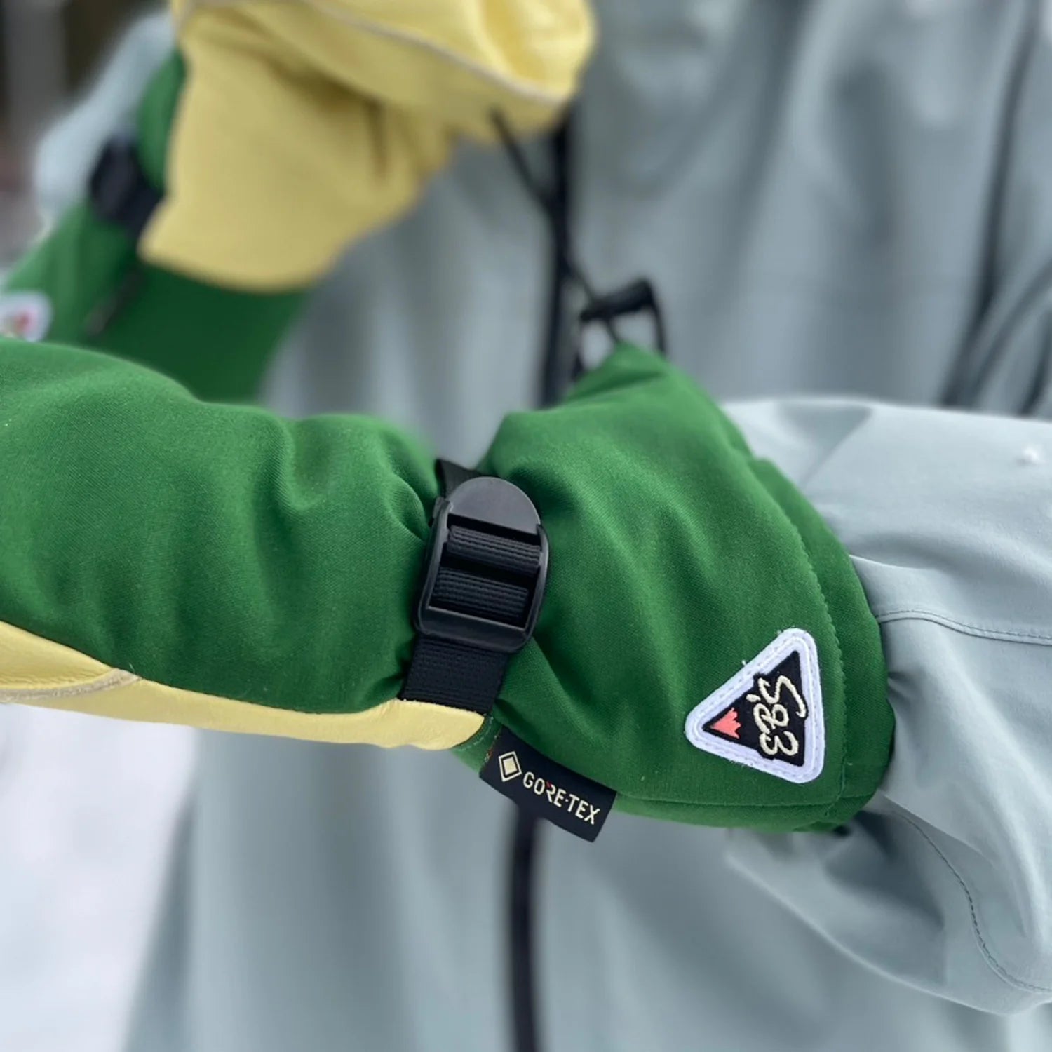 スノーボード グローブ エビス EBS OZZY MITT 25-26 送料無料 日本正規品 予約商品 店頭受け取り可能
