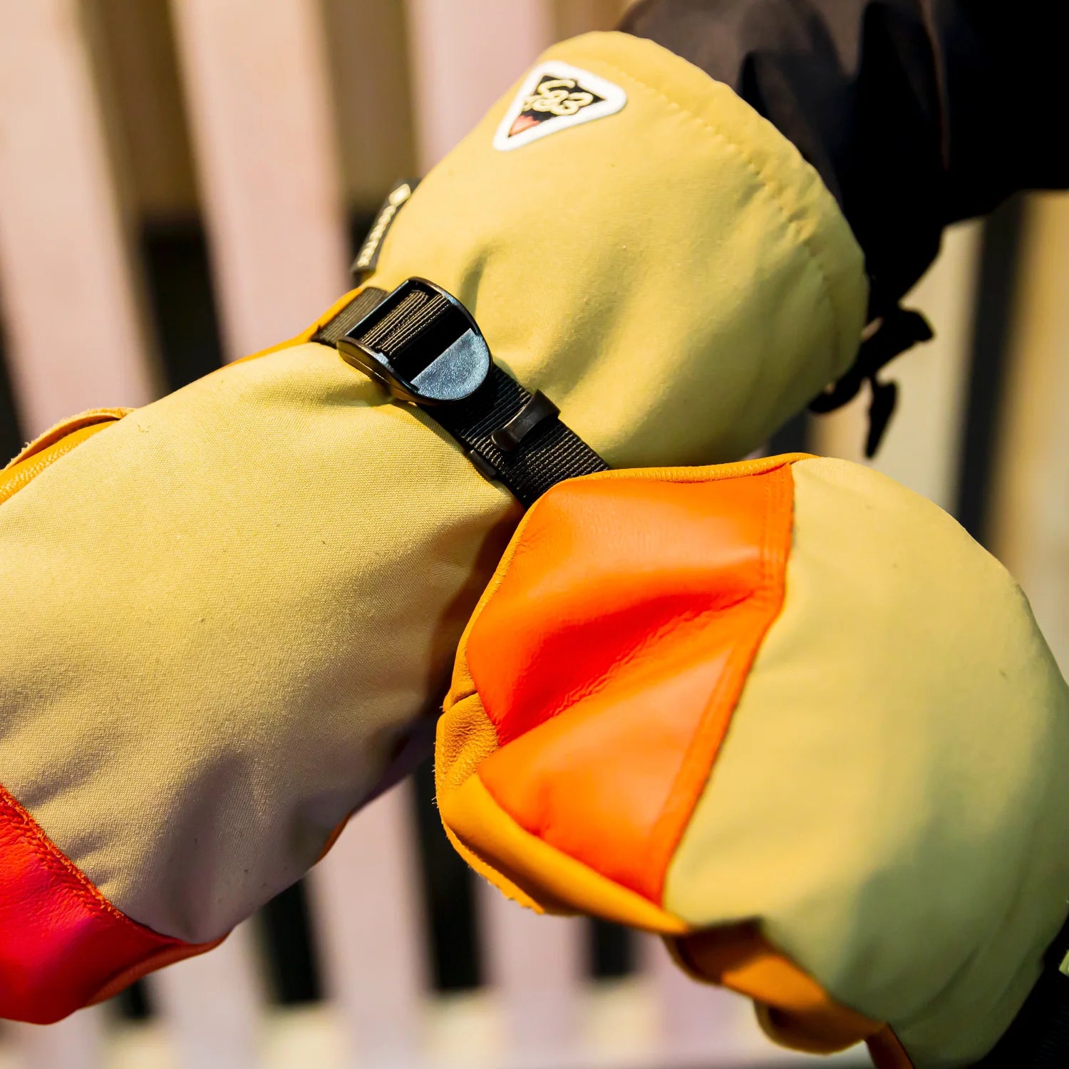スノーボード グローブ エビス EBS OZZY MITT 25-26 送料無料 日本正規品 予約商品 店頭受け取り可能